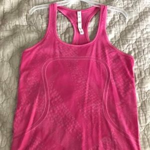 Lululemon Swiftly tank size 10